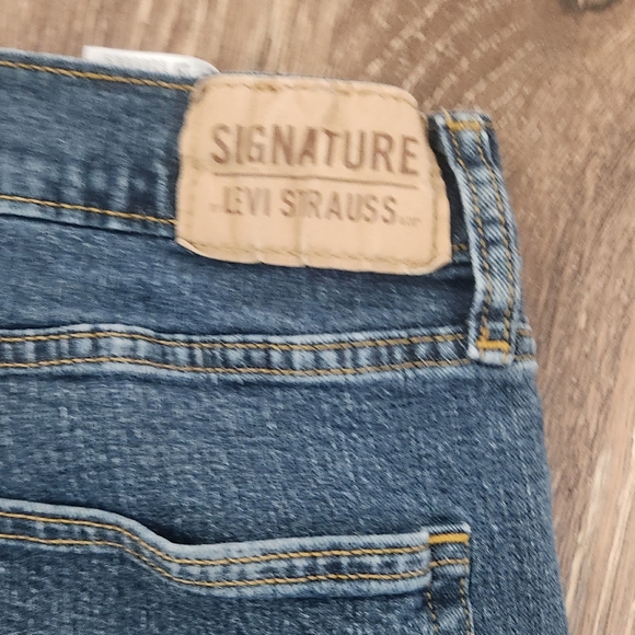 Mens Signature Levi Strauss Straight Jean 36 × 32 - Picture 3 of 5